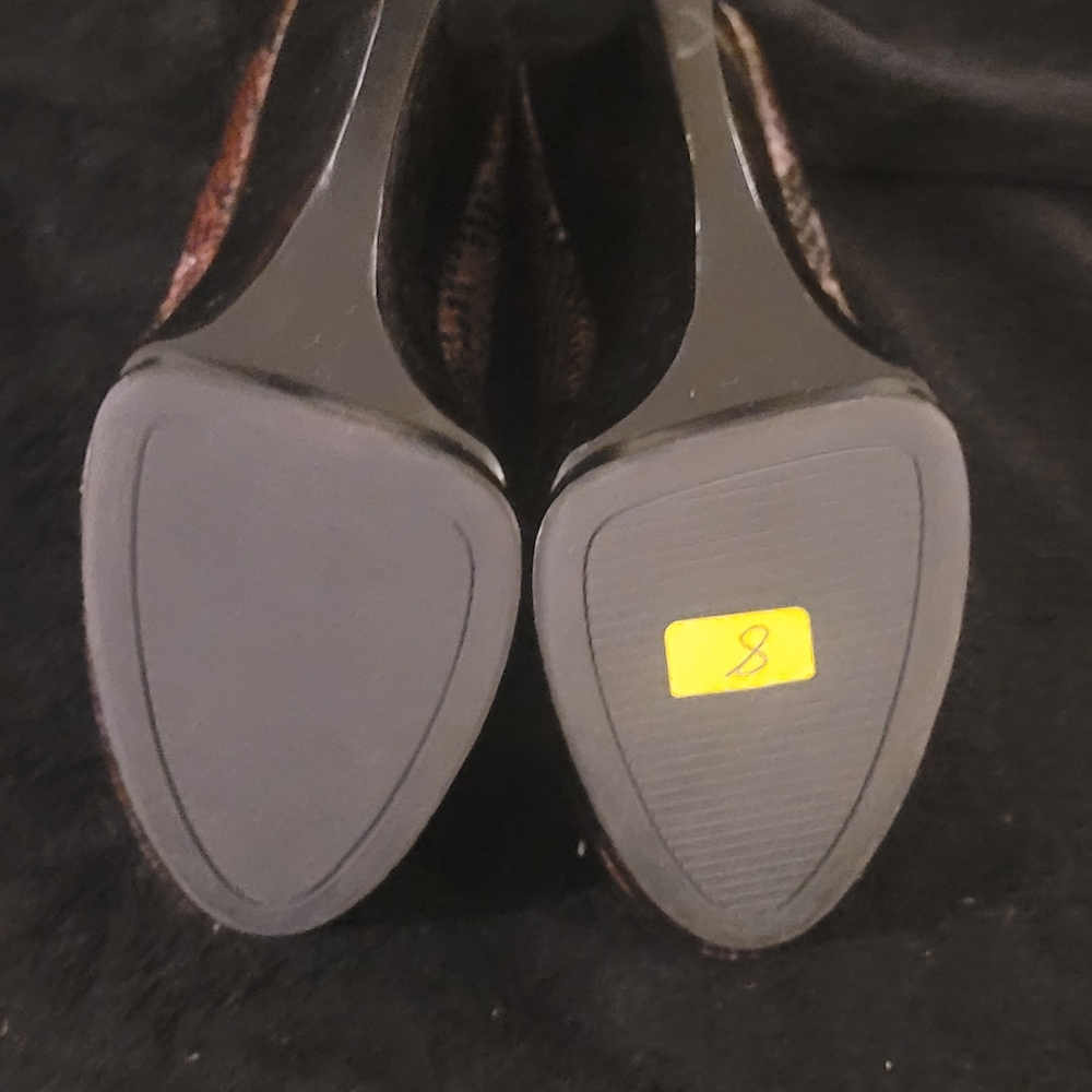 Heels - Picture 5 of 5